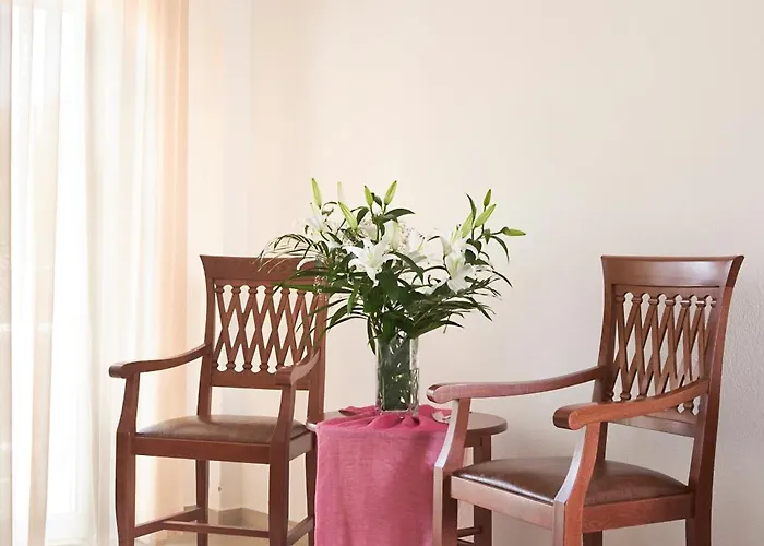 Stratos Hotel